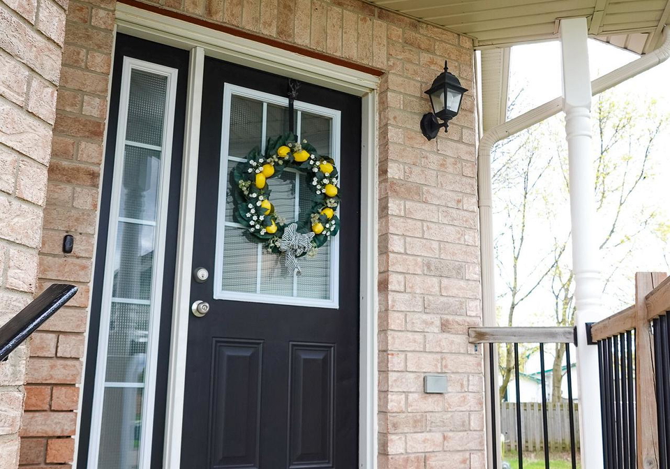 652-salisbury-avenue-north-perth-ontario-x13567248