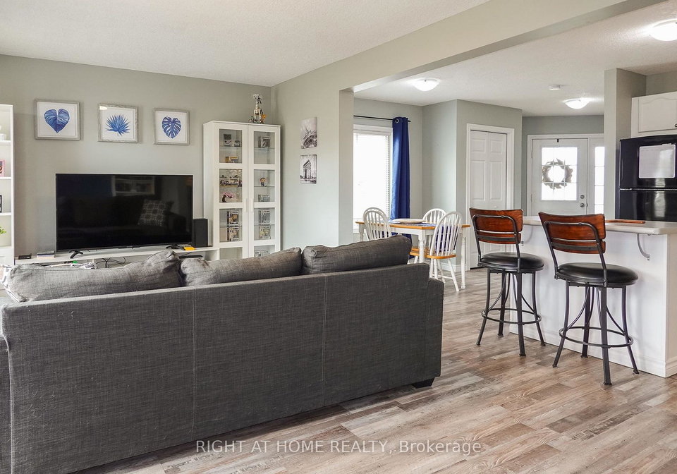 652-salisbury-avenue-north-perth-ontario-x13567248