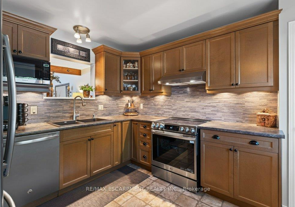 kerman-avenue-grimsby-ontario-x13567444