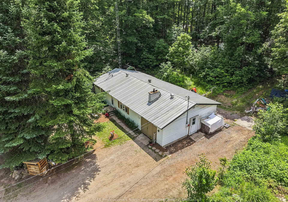 1201-wenona-lake-road-dysart-et-al-ontario-x13567494