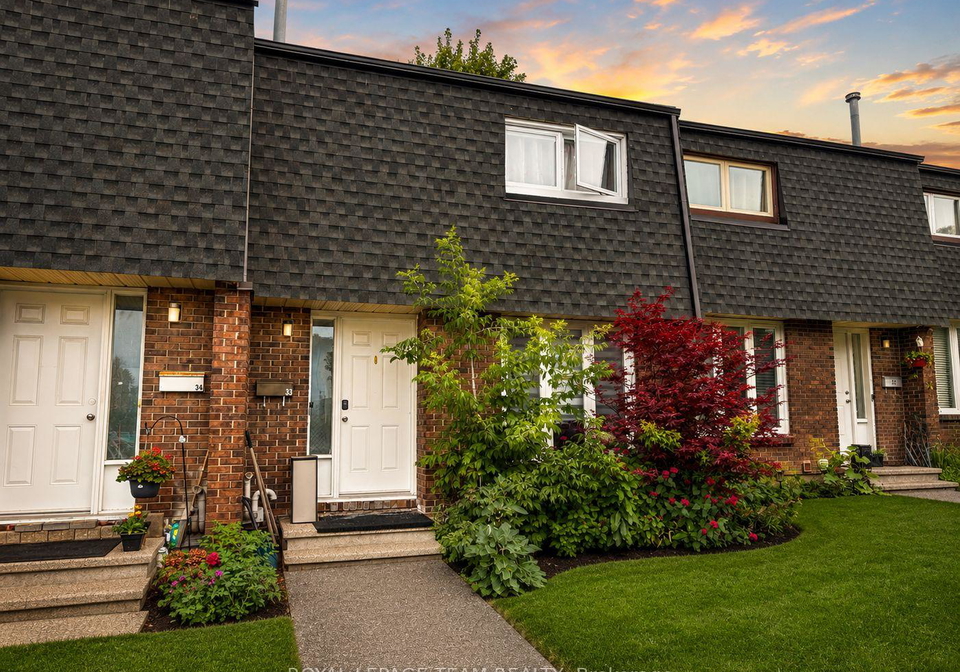 33mccarthy-road-ottawa-ontario-x13567584