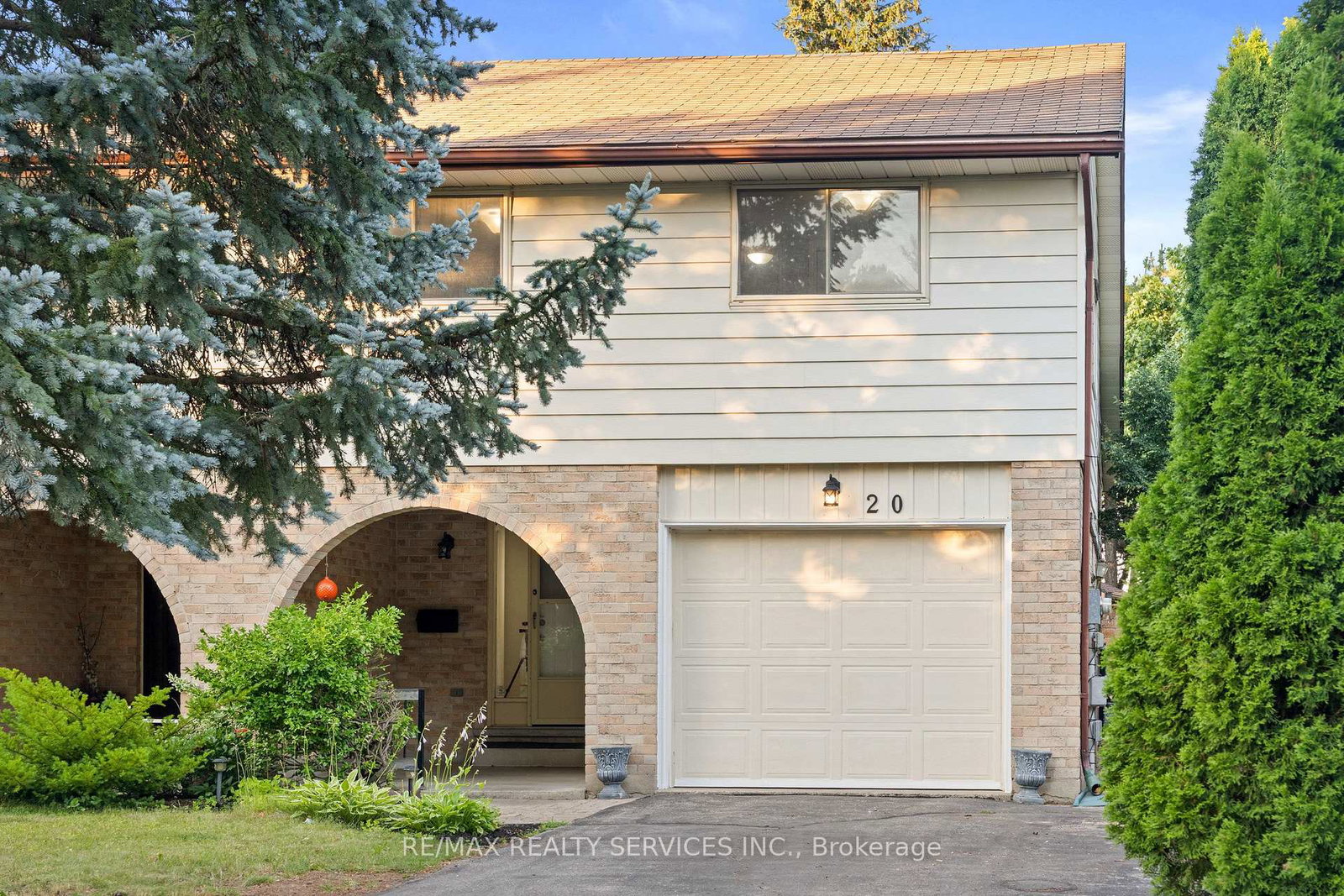 20-highcroft-court-kitchener-ontario-x13567612