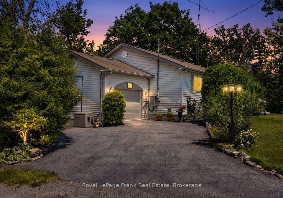 2-ideal-point-road-s-kawartha-lakes-ontario-x13567696