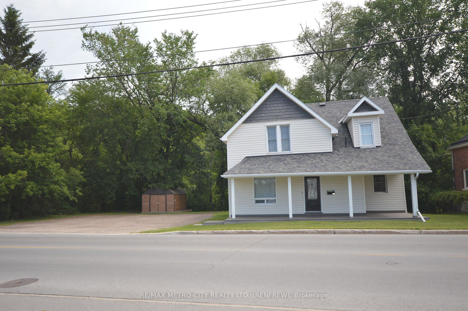 447-raglan-street-s-renfrew-ontario-x13567878