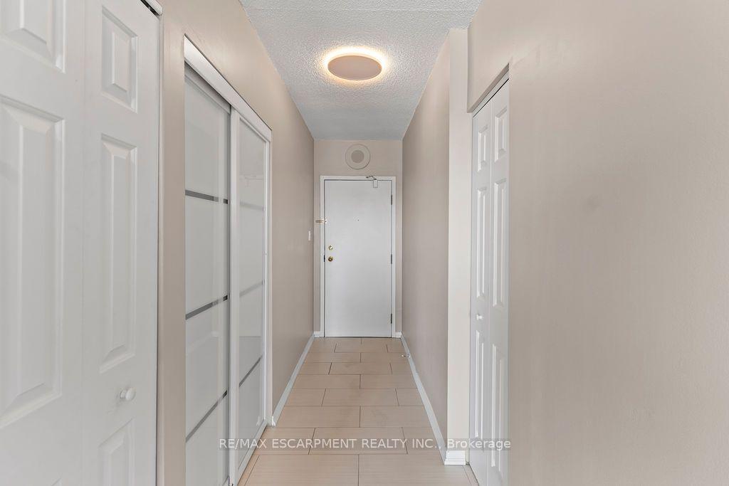 36-james-street-s-hamilton-ontario-x13568056