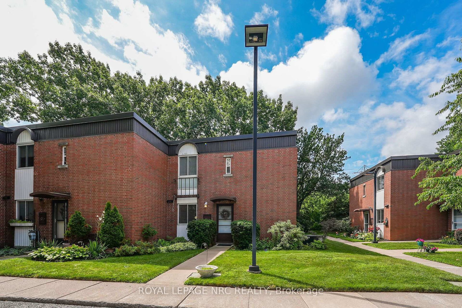 6453-colborne-street-niagara-falls-ontario-x13568060