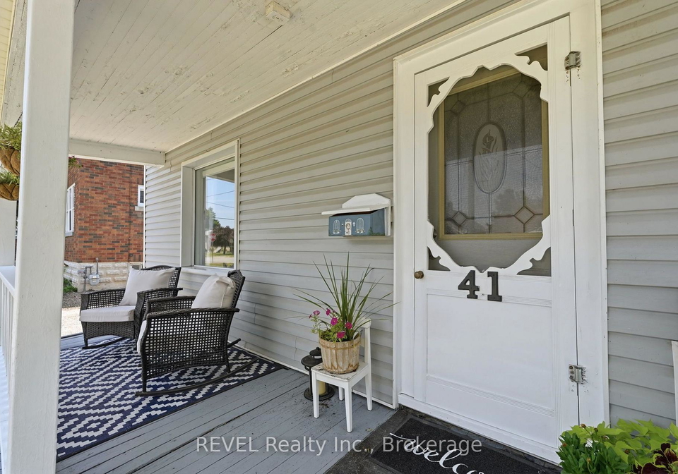 41-cross-street-port-colborne-ontario-x13568168