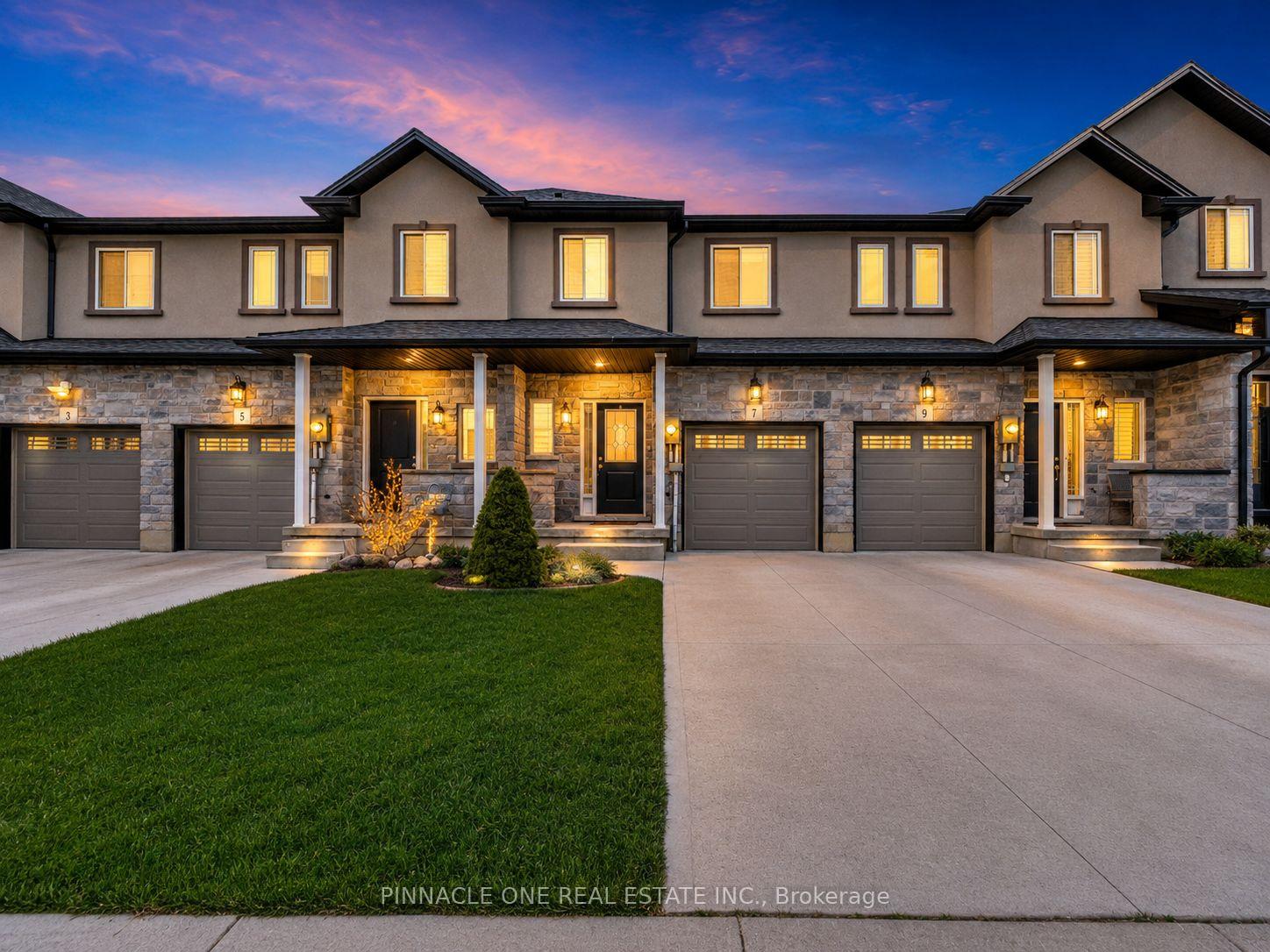 7-mistywood-drive-hamilton-ontario-x13568186