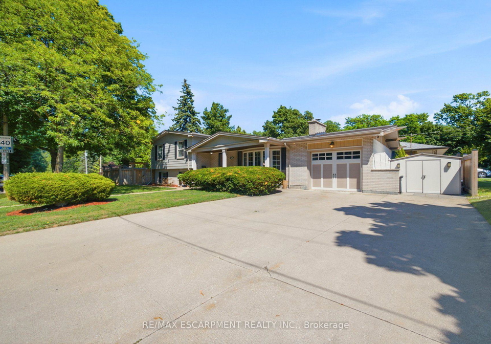 92-auchmar-road-hamilton-ontario-x13568556
