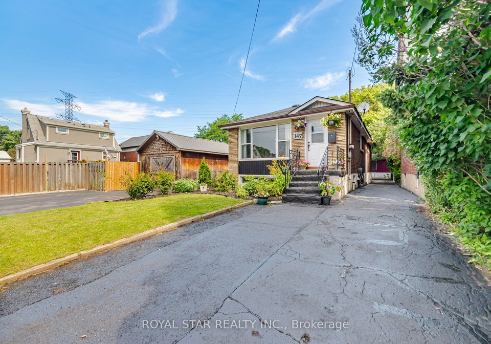 147-grace-avenue-hamilton-ontario-x13568748