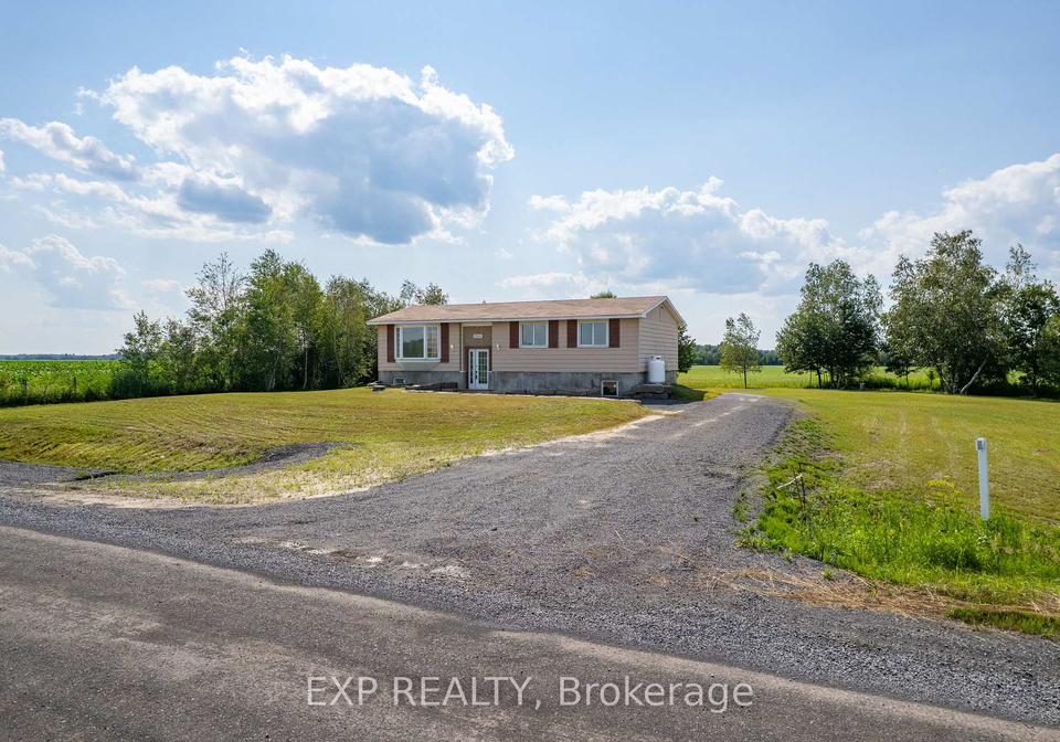 2740-claude-duval-side-road-the-nation-ontario-x13568808