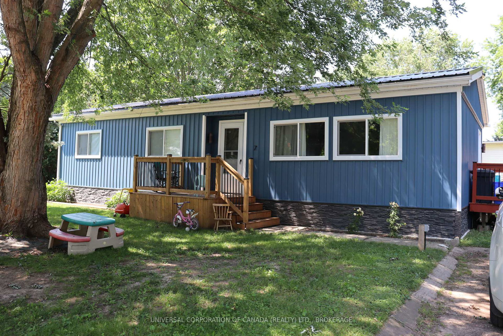 7-maple-st-street-e-south-west-oxford-ontario-x13568996