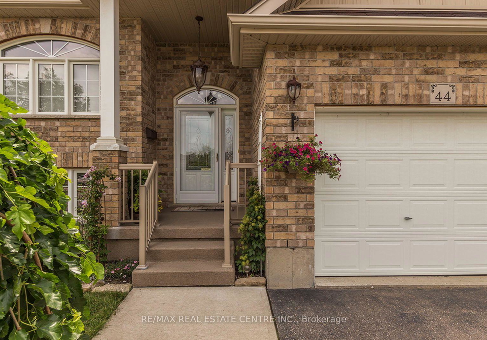 44-lemon-grass-street-kitchener-ontario-x13569310