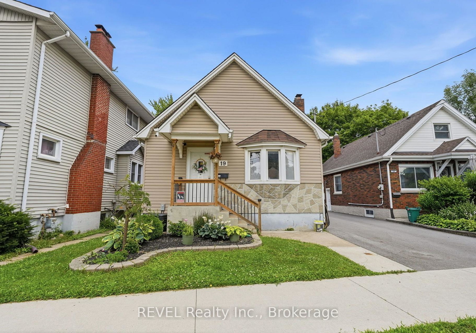 19-leeper-street-st-catharines-ontario-x13569428