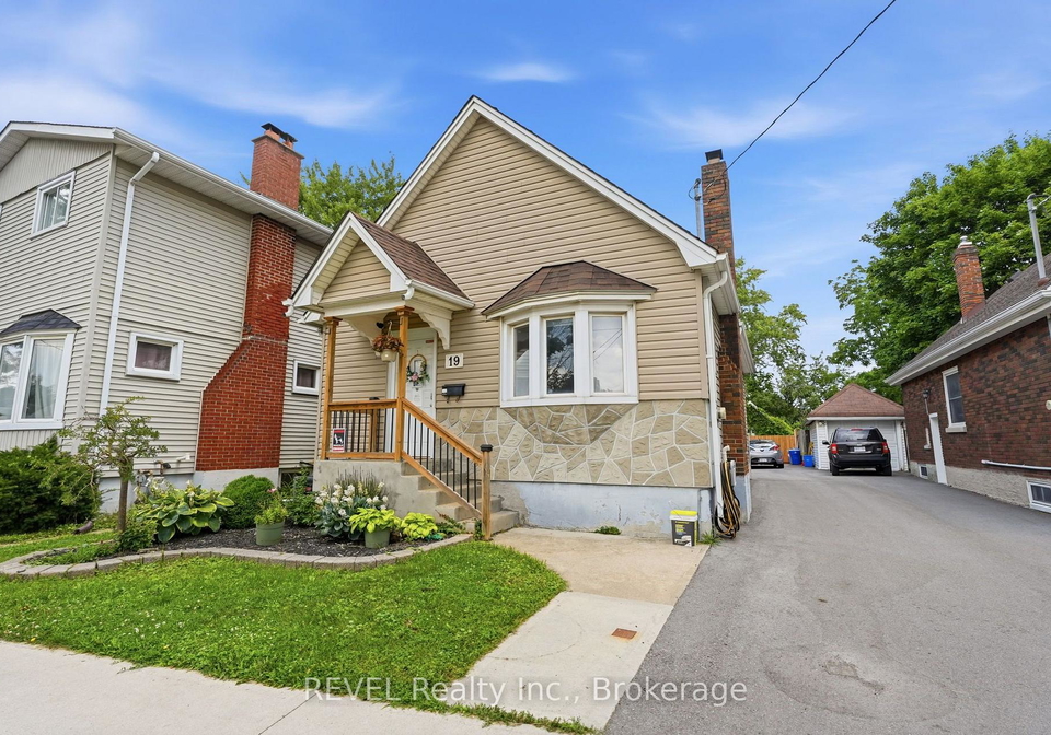 19-leeper-street-st-catharines-ontario-x13569428