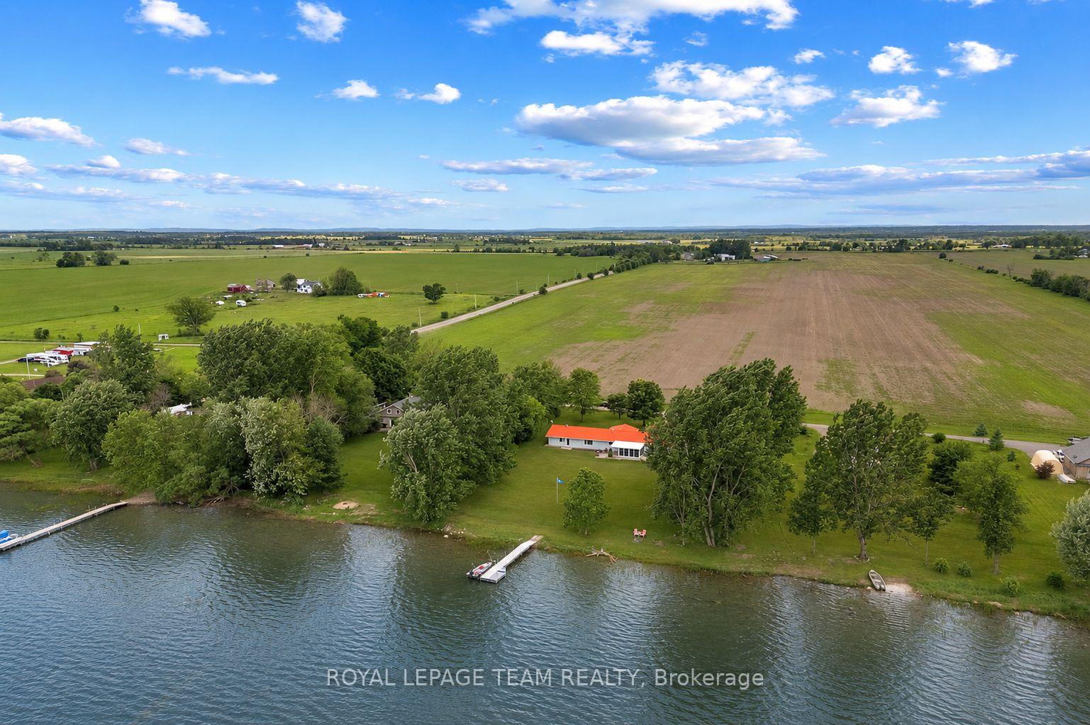 34-bird-lake-trail-whitewater-region-ontario-x13569448