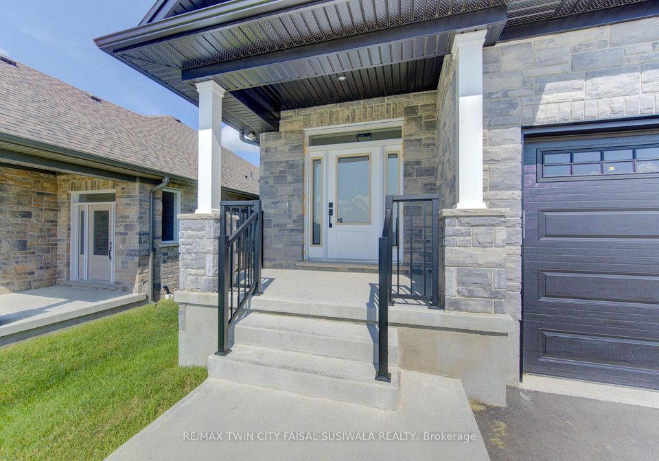 108-bedell-drive-mapleton-ontario-x13569552