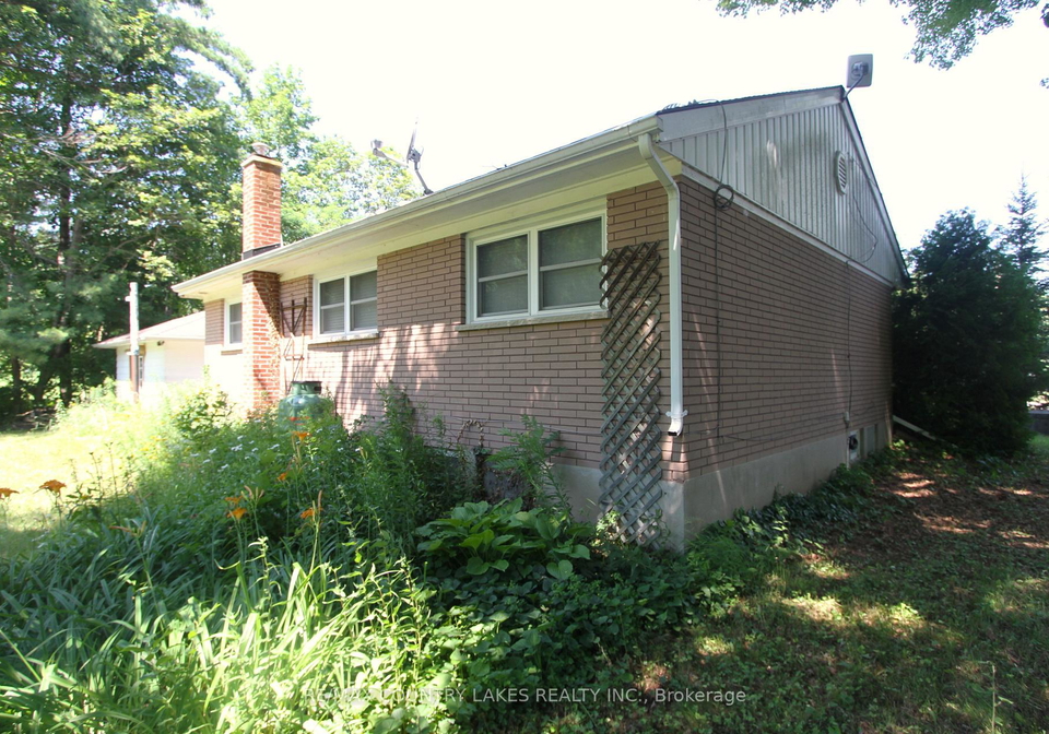 986-portage-road-kawartha-lakes-ontario-x13569616