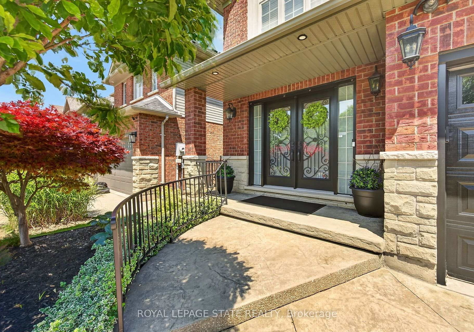 160-wills-crescent-hamilton-ontario-x13569684