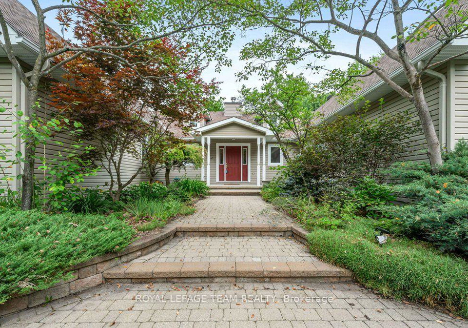 6485-waddion-drive-ottawa-ontario-x13569722