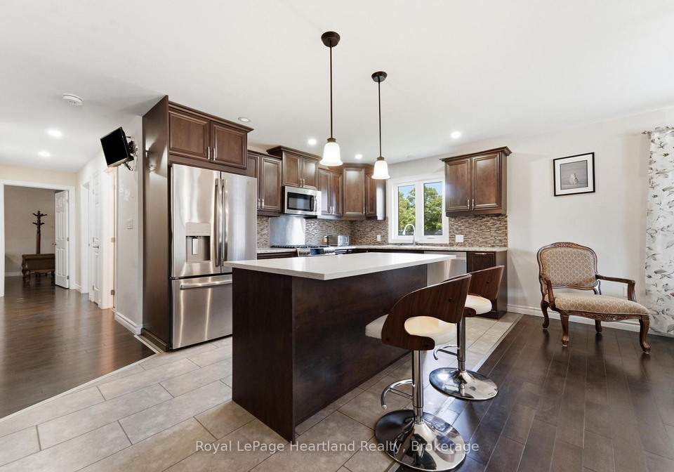 62-victoria-boulevard-huron-east-ontario-x13569800