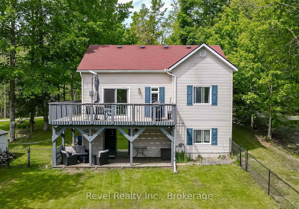 15-fire-route-92-trent-lakes-ontario-x13570098