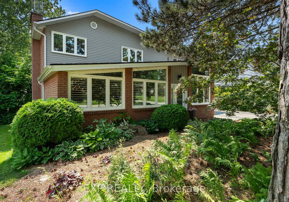 9-stella-street-pelham-ontario-x13570150