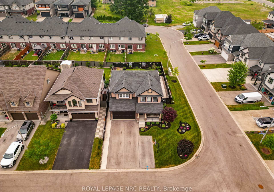 7794-clendenning-street-niagara-falls-ontario-x13570280