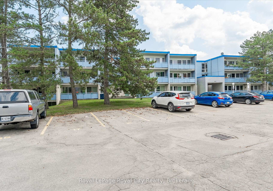 105-conroy-crescent-guelph-ontario-x13570310