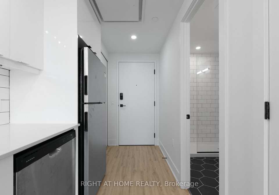 377-winona-avenue-ottawa-ontario-x13570326