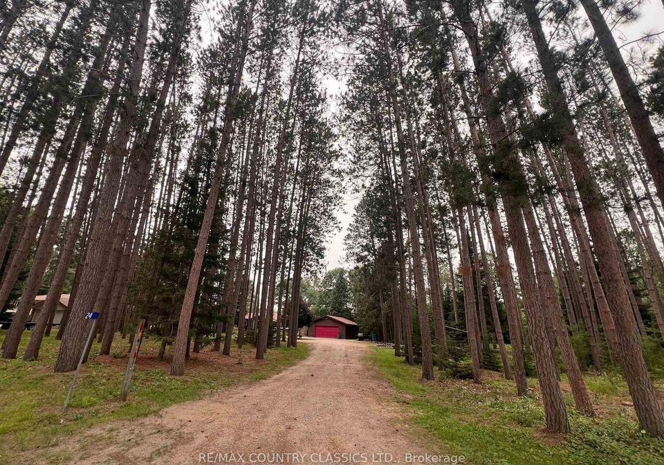 24-firehall-lane-hastings-highlands-ontario-x13570424