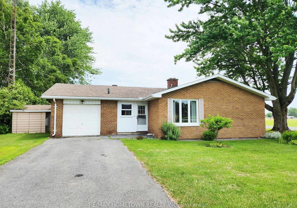 38-elizabeth-drive-south-dundas-ontario-x13570448