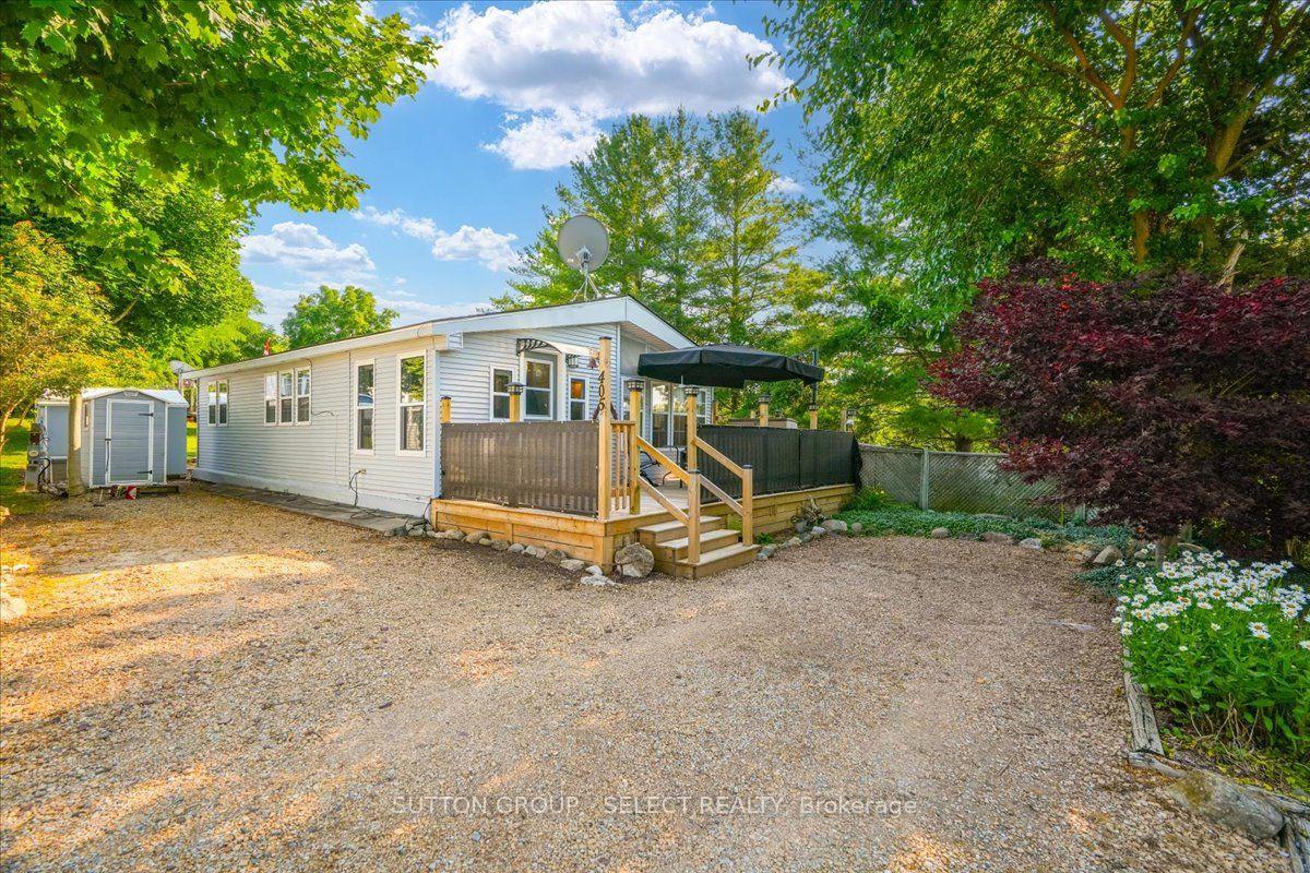 8685-rock-glen-road-lambton-shores-ontario-x13570656