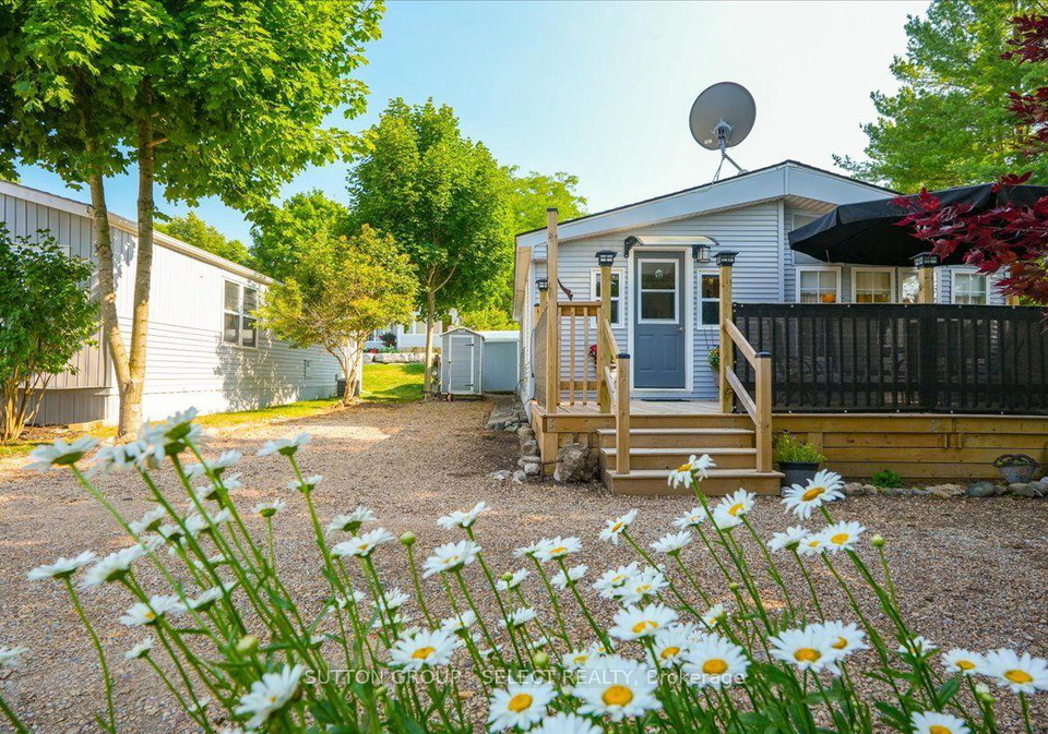 8685-rock-glen-road-lambton-shores-ontario-x13570656