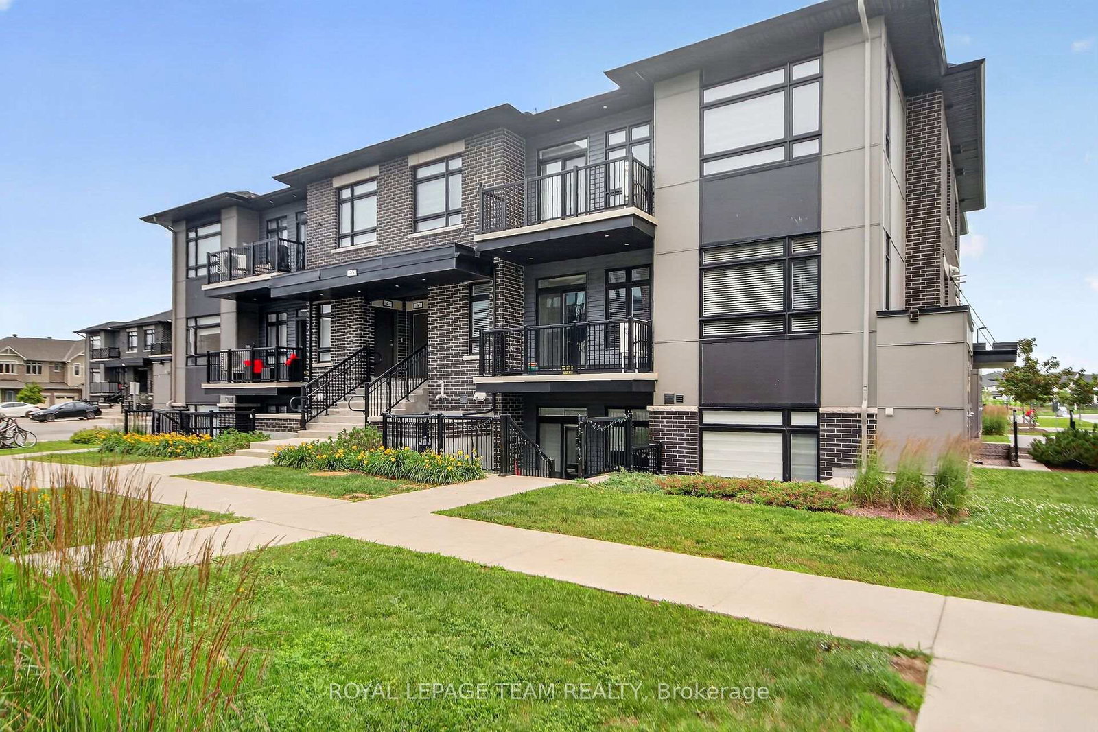 45-overberg-way-kanata-ontario-x13570700