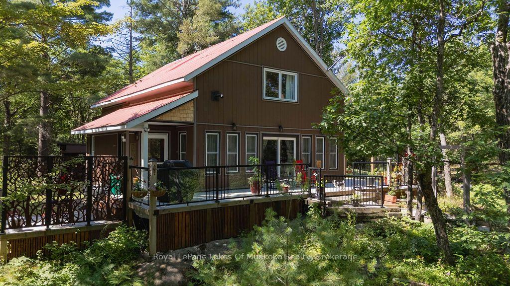 1075-leonard-lake-2-road-muskoka-lakes-ontario-x13570720
