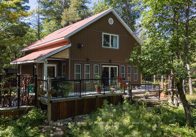 1075-leonard-lake-2-road-muskoka-lakes-ontario-x13570720