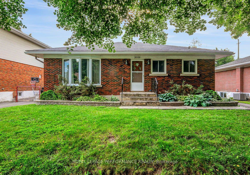 2038-arch-street-ottawa-ontario-x13570760