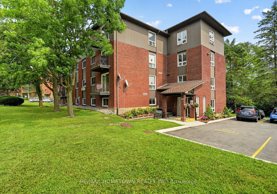 14-charlotte-place-brockville-ontario-x13570772