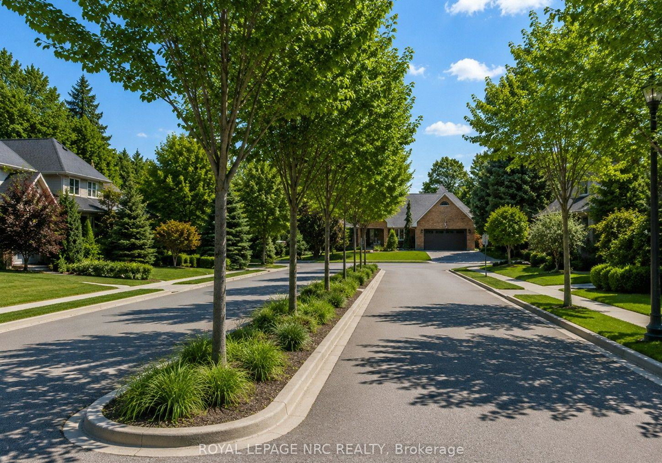 15-petronella-parkway-pelham-ontario-x13570846