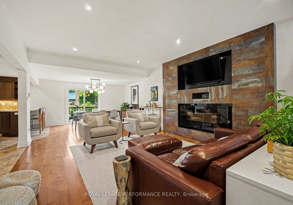 2061-cabot-street-ottawa-ontario-x13570856