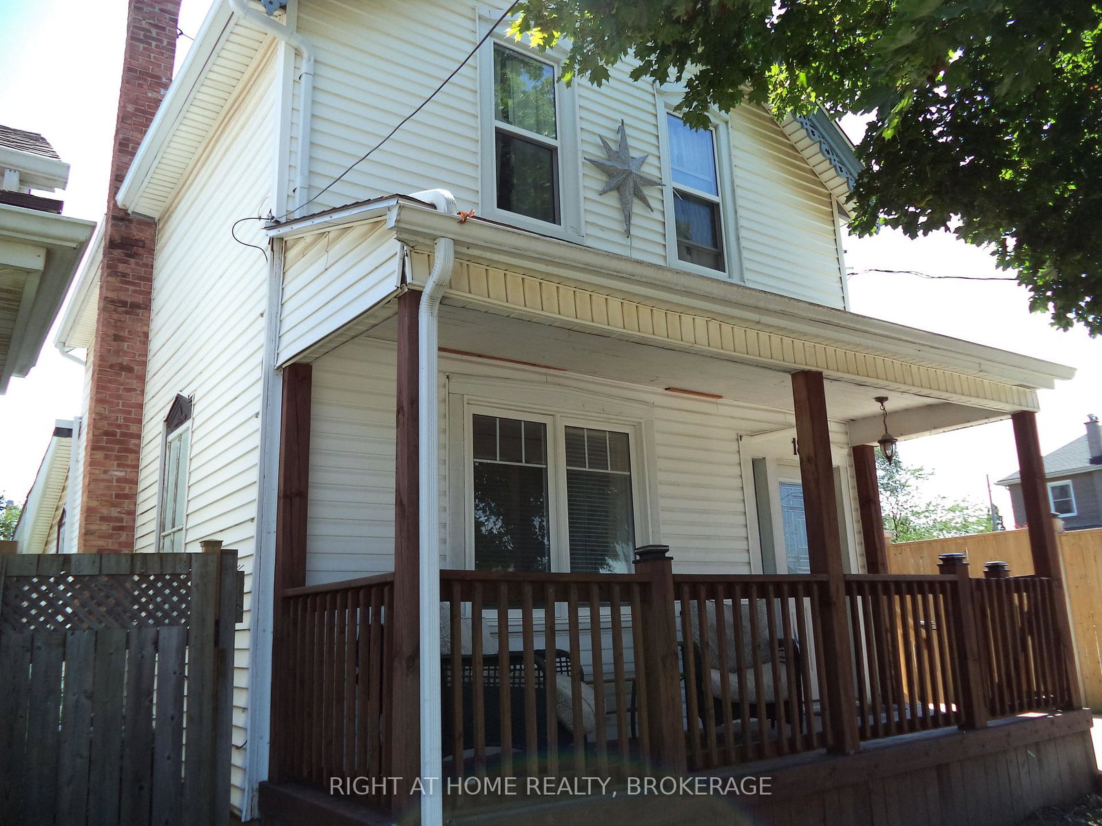 18-almond-street-st-catharines-ontario-x13570866