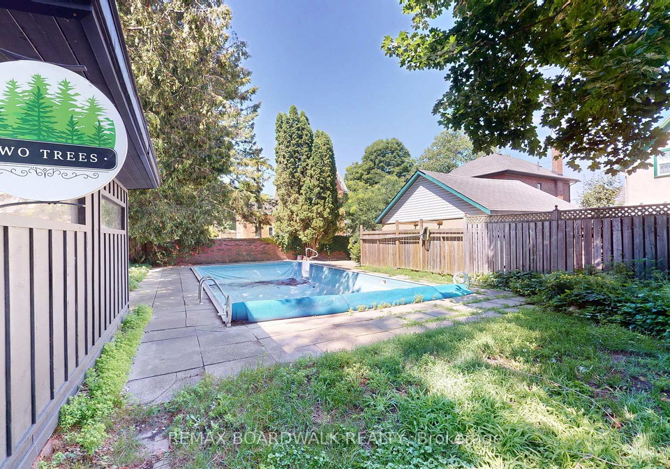407-king-street-w-brockville-ontario-x13570904