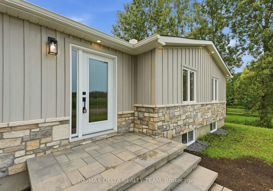 1568-pilon-road-clarence-rockland-ontario-x13571106