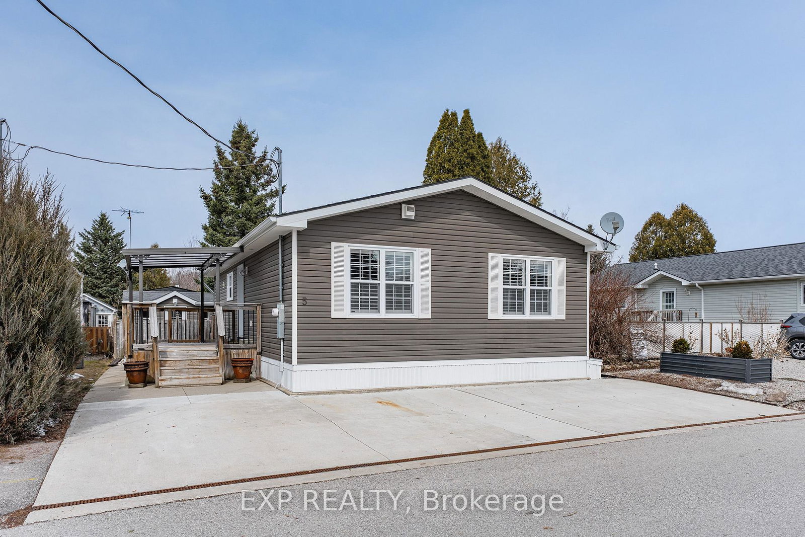5-elm-street-puslinch-ontario-x13571116