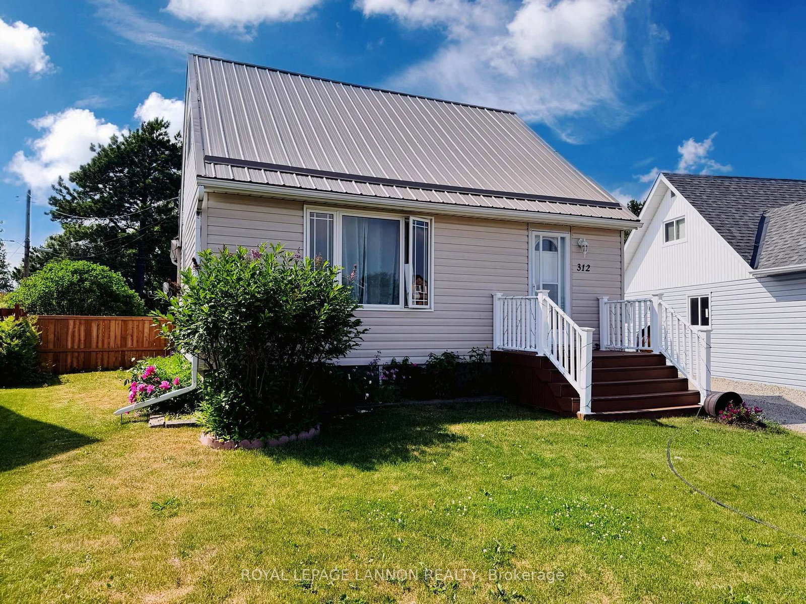 312-ball-park-crescent-greenstone-ontario-x13571184