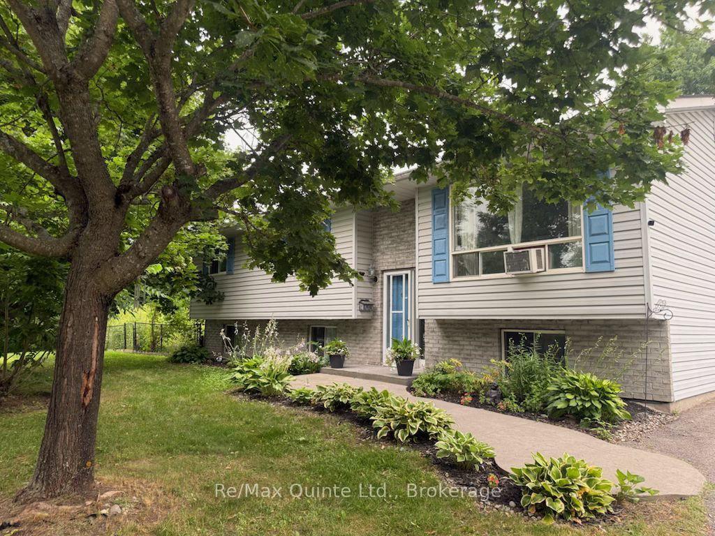 94-grenville-park-drive-quinte-west-ontario-x13571308