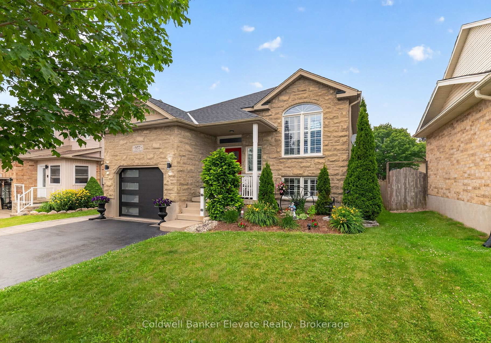 957-gzowski-street-centre-wellington-ontario-x13571318