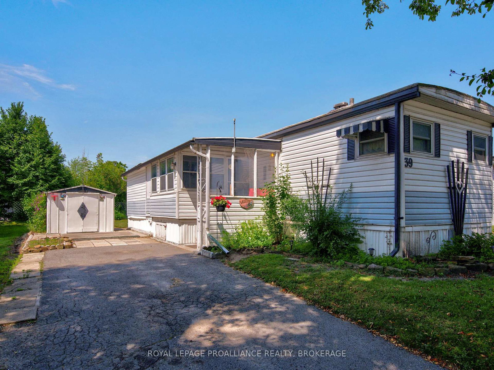 39-worthington-way-kingston-ontario-x13571440