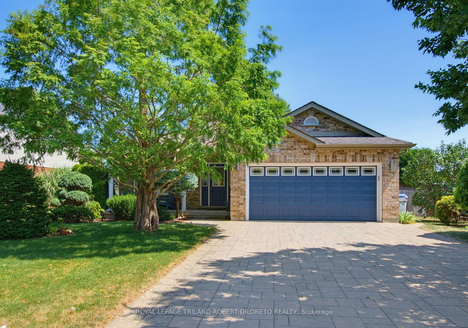 9989-oxbow-drive-middlesex-centre-ontario-x13571496